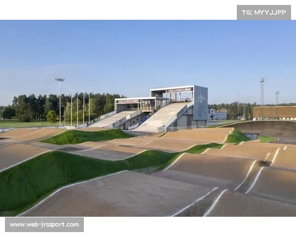 双谷生态体育公园升级赛道，增设15个技术点位